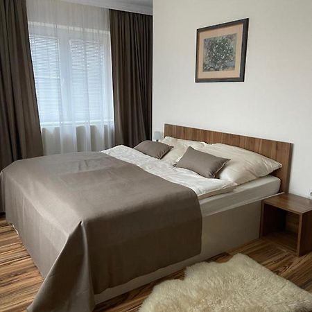 Sobe Djurdjevic Hotel Zatonje Buitenkant foto