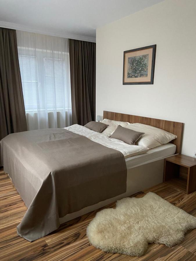 Sobe Djurdjevic Hotel Zatonje Buitenkant foto