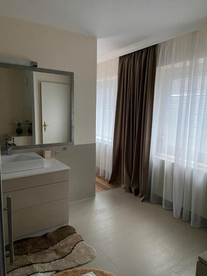 Sobe Djurdjevic Hotel Zatonje Buitenkant foto