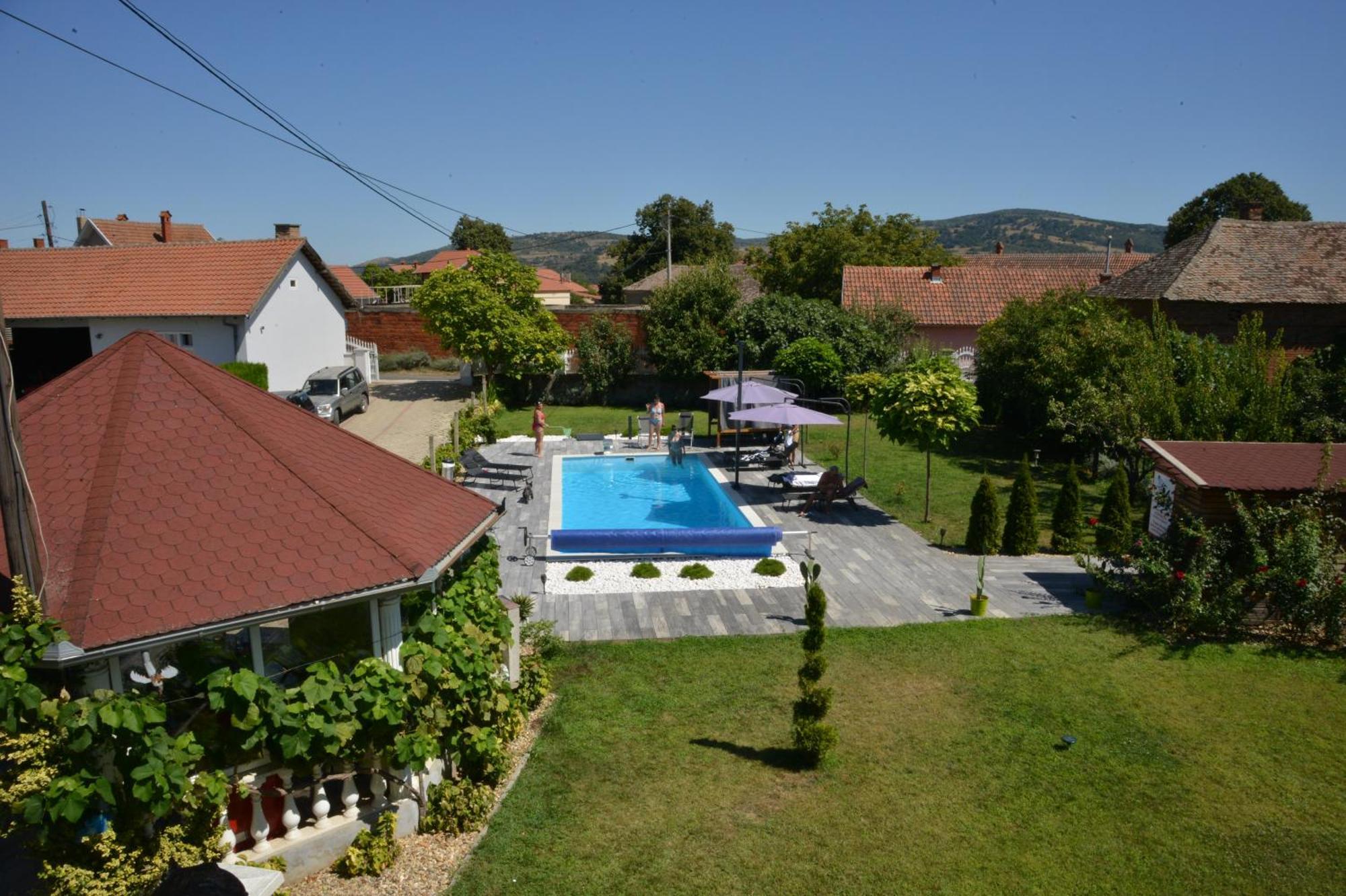 Sobe Djurdjevic Hotel Zatonje Buitenkant foto